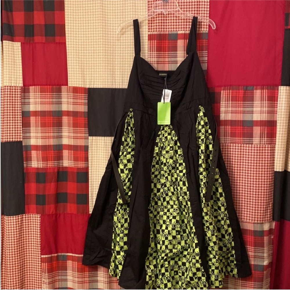 NWT Torrid set - Beetlejuice pinup girl dress and cropped cardigan - Picture 8 of 13